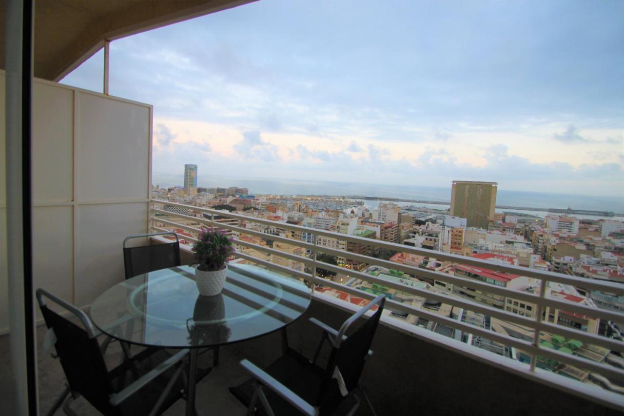 Apartamento Casaturis En El Corazon De Alicante A118 المظهر الخارجي الصورة